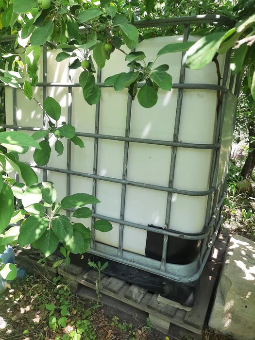 Бочка пластиковая для полива