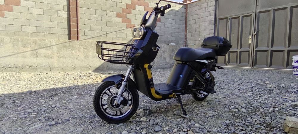 Skuter srochni sotiladi xolati yaxshi