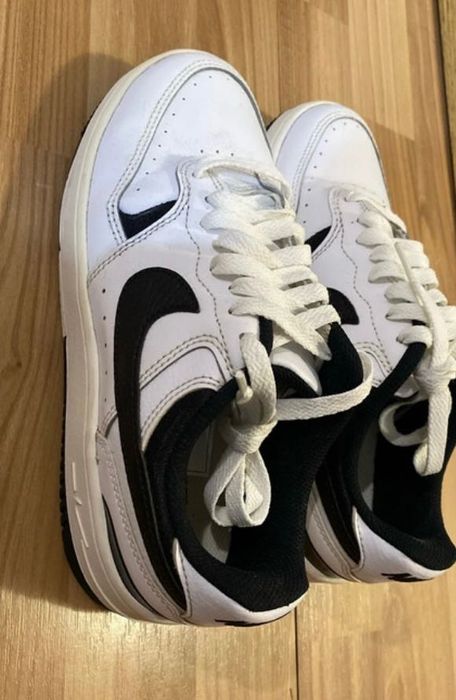 Nike Gamma Force – Adidași Albi Noi, Cu Cutie – Mărimea 37.5