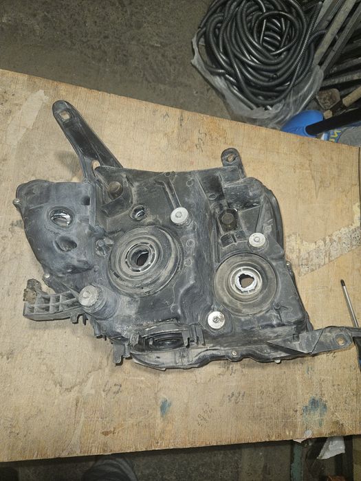 Фара паджеро4 галогенная