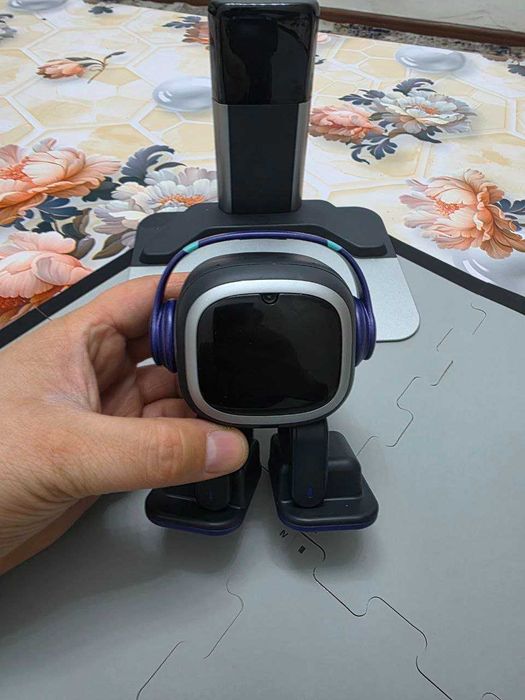 Emo Go Home AI Robot (5-6 marta foydalanilgan)