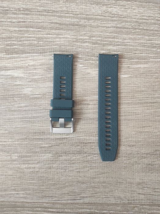 Тъмно зелена и червена силиконови каишки 22 мм за часовник