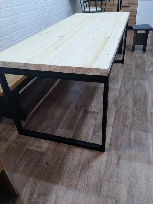 Продам стол лофт