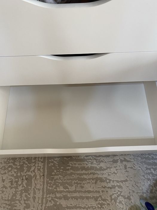 Пеленальный столик