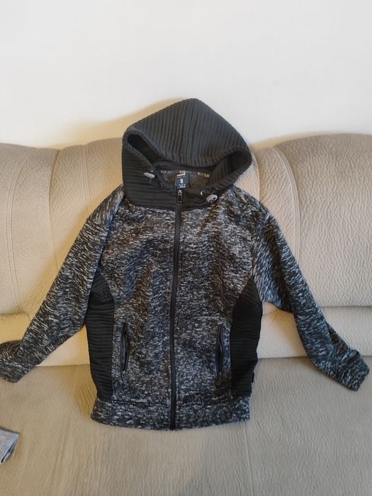 Анураци - два модела