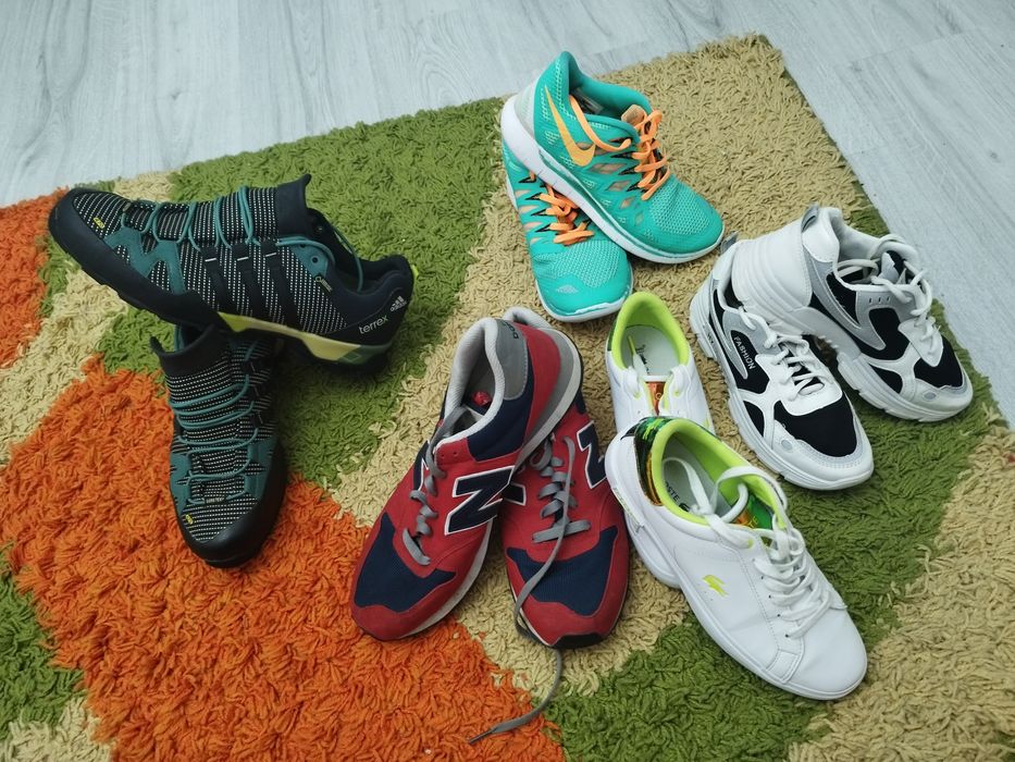 Vând adidași ,dame și bărbați toate la un singur pret