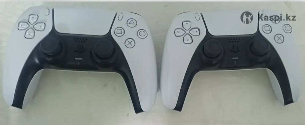 PlayStation 5 (PS5)