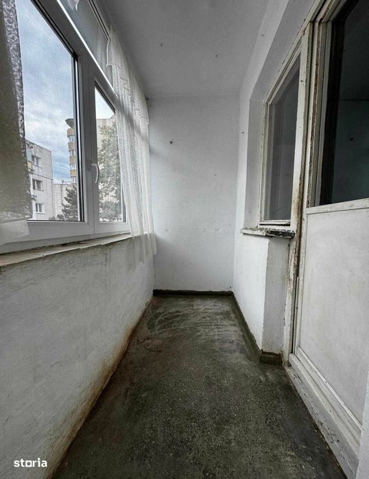 G.Enescu-Zona Curcubeu-Apartament 3 camere, et.2, liber.