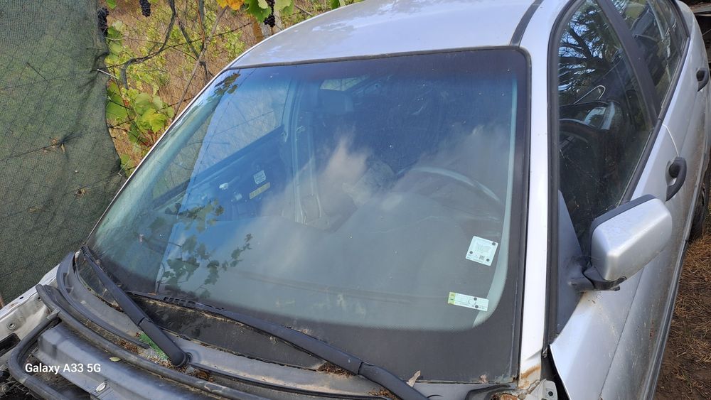 Предно (челно) стъкло за БМВ е46/BMW E46