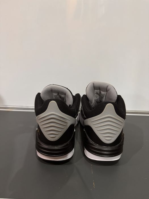 Jordan Max Aura 5