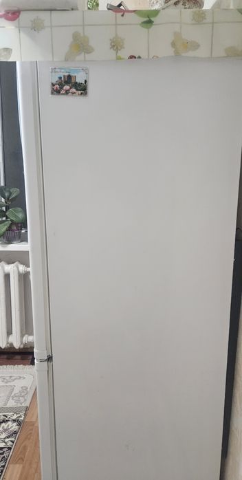 ПРОДАЮ за хорошую цену!срочно продаю холодильник и газовую плиту