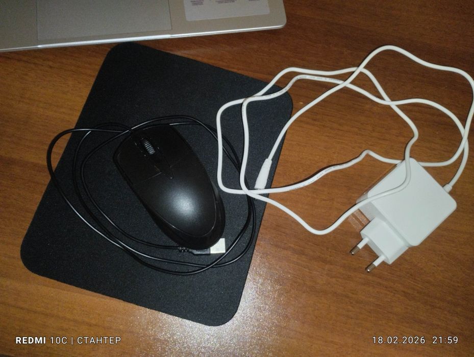 Ноутбук Yami   4гб