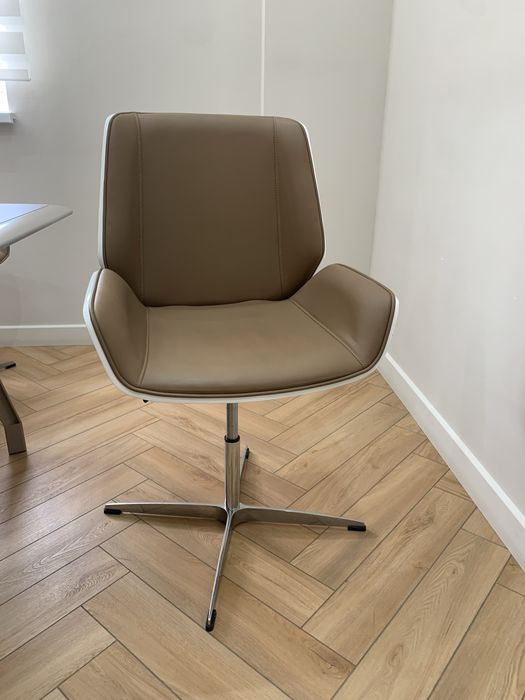 Кресло кожаный комбинированный стильный