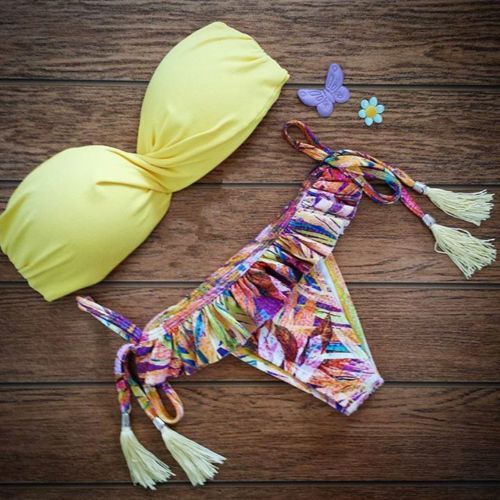 Costum de baie cu push up si slip brazilian cu ciucuri
