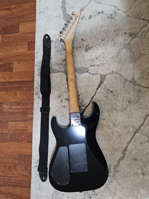 Електрическа китара Jackson JS30 Dinky Floyd Rose