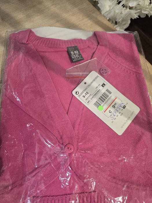 Bluze  tricot pendu fetite , noi cu eticheta marca Zara