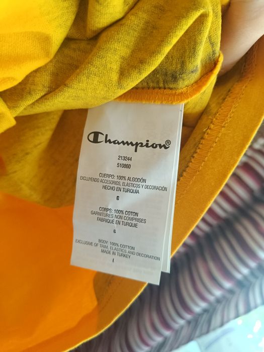 Нова тениска Champion