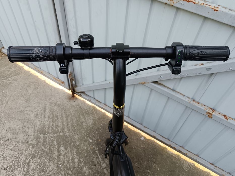 Bicicleta electrica DYU, accelerație, pilot automat, autonomie cca 45km