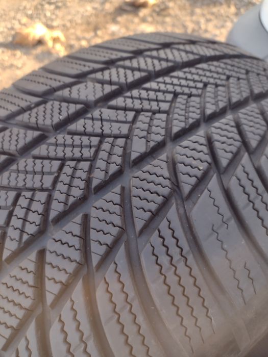 Перфектни 2бр.255/50/18 Bridgestone dot3521