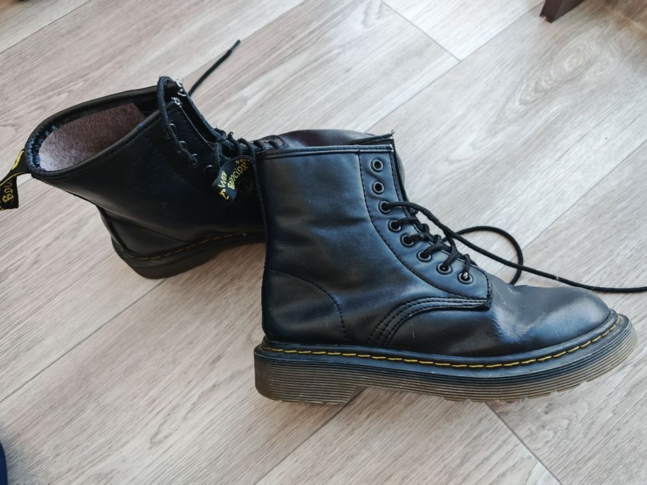 Ботинки мартинсы