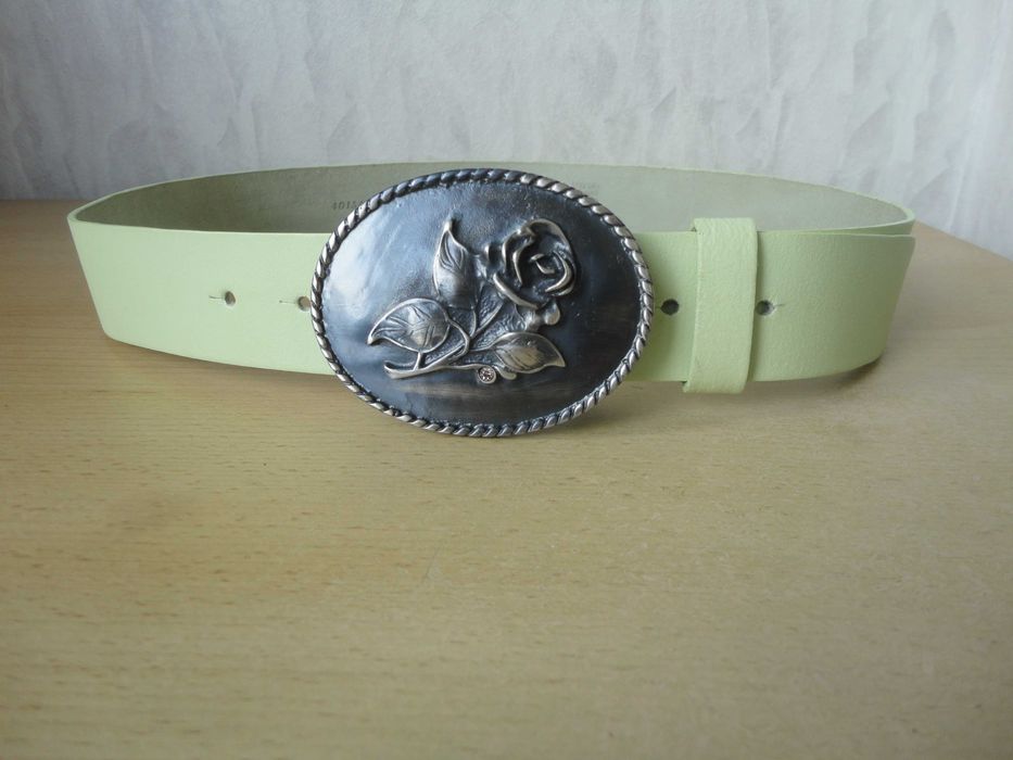 Естествена кожа/дамски маркови колани