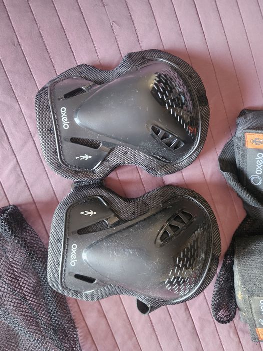 2 комплекта протектори Oxelo (Decathlon) – размери M и S (общо 12 части)