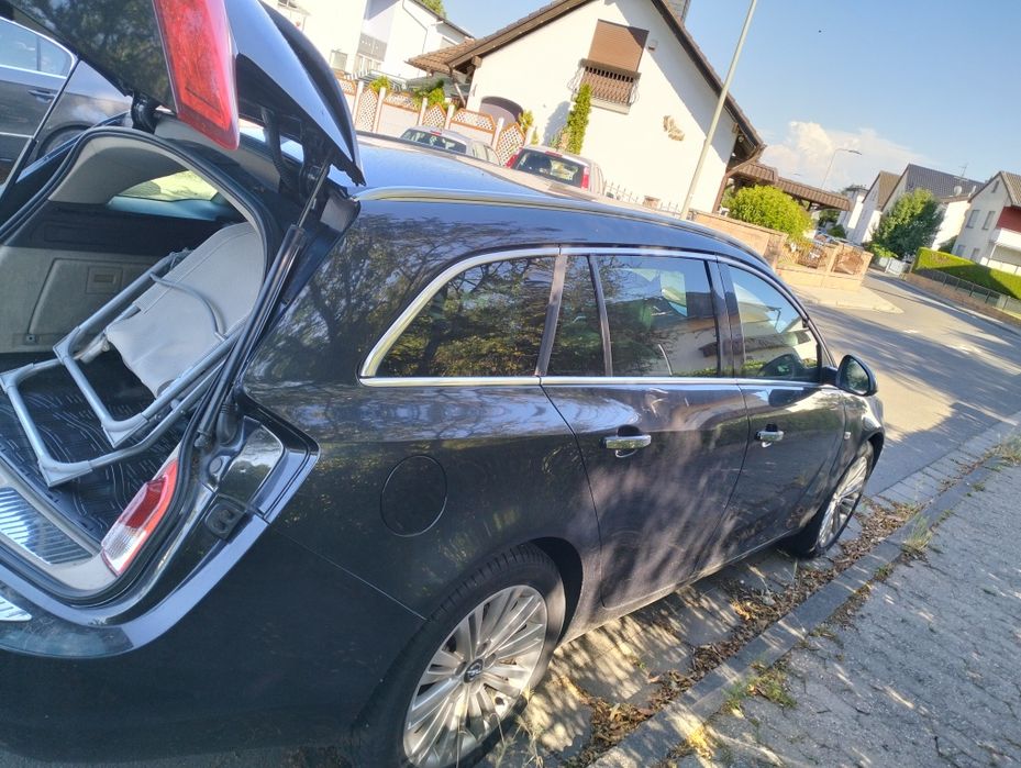 Vând sau schimb.