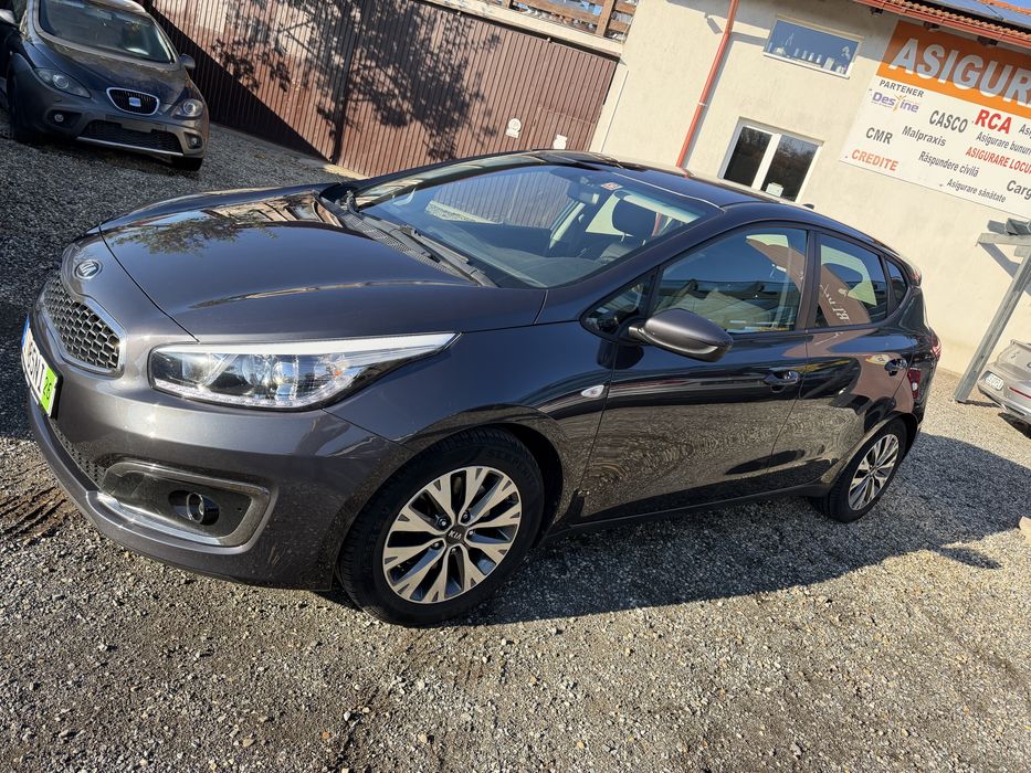 KIA CEED - An 08.2018 - Motor 1.4 CRDI 90cp - Navigatie - Camera Marsarier -