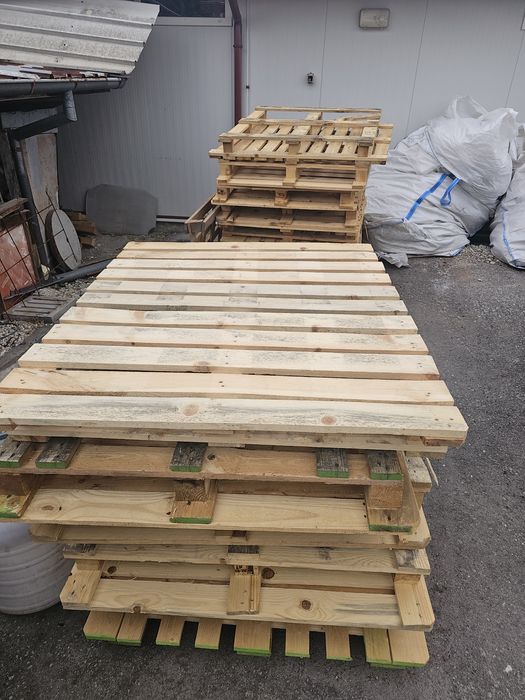 Палети,талашитени плоскости и скари