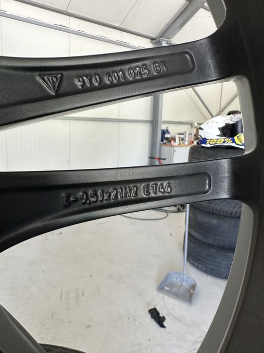 jante porsche cayenne turbo 9y3 anvelope 285 40 21 cu 315 35 21