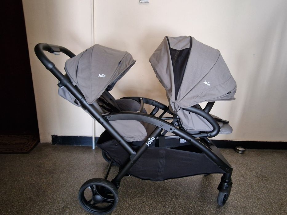 Двойна количка Joie evalite duo за близнаци или породени деца