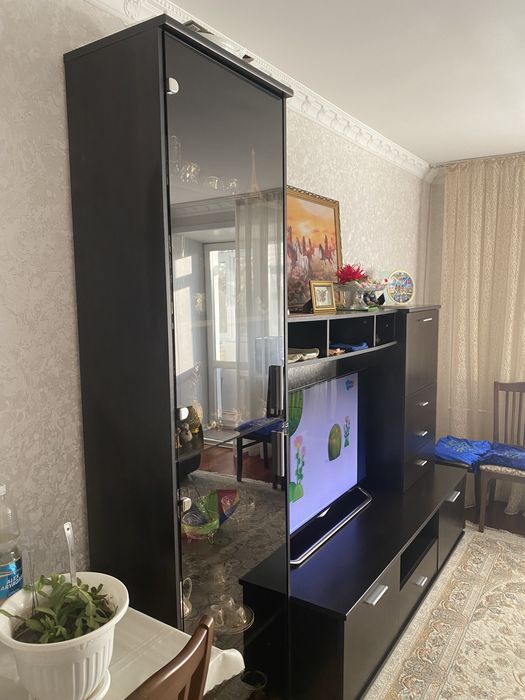 Продается мебель для гостиной комнаты