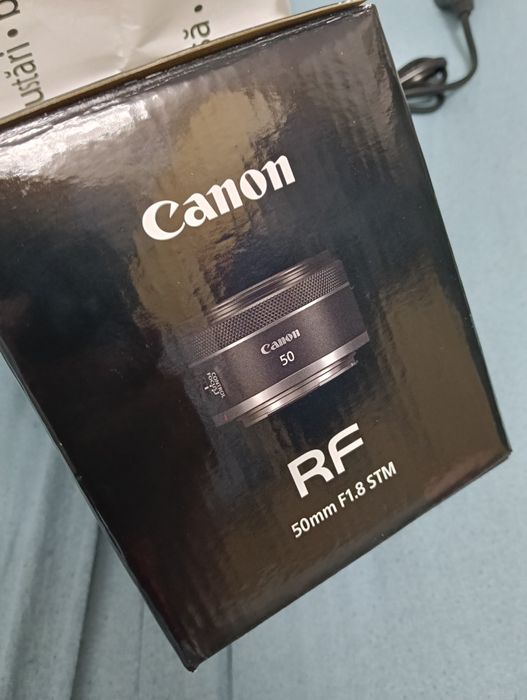 Canon RP ca nou cu cadre puține!