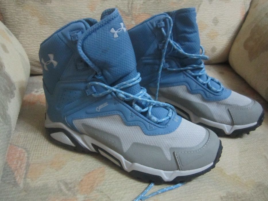 Фирменные ботинки Under armor 39-40 размера