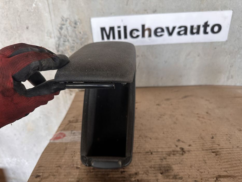 Подлакънтик за ауди а4 б6 б7 / audi a4 b6 b7