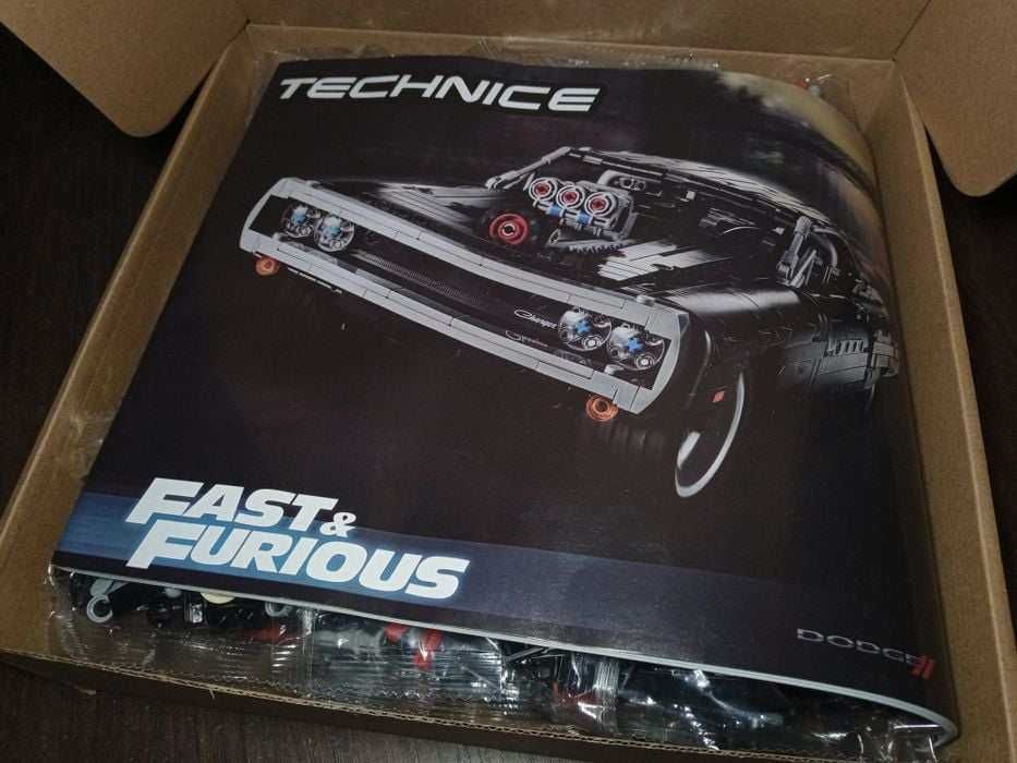 NOU TIP Masina marca L Technic fast furios Doom Dodge 42111