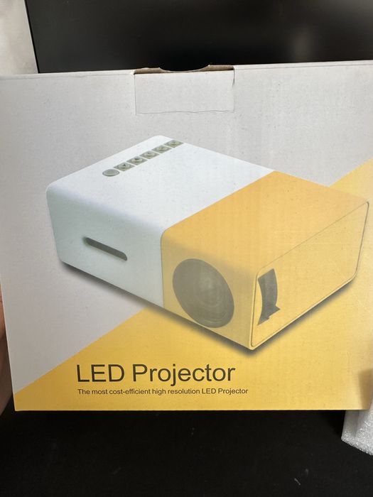 Продам  мини проектор