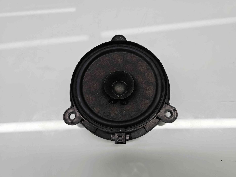 Boxa dreapta spate Dacia Sandero 2 [Fabr 2012-prezent] 281444271R