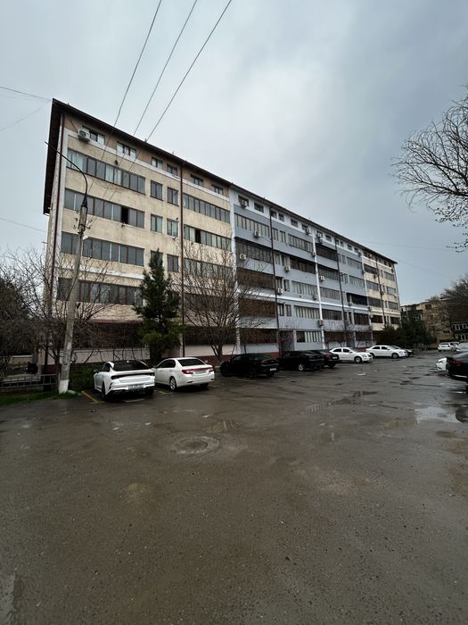 Продается квартира мансарда 2 ком Мархабо полуготовая