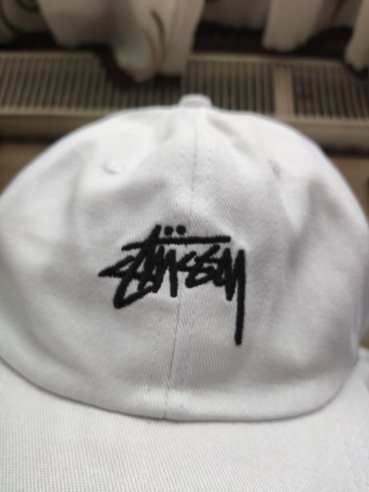 Stussy hat white