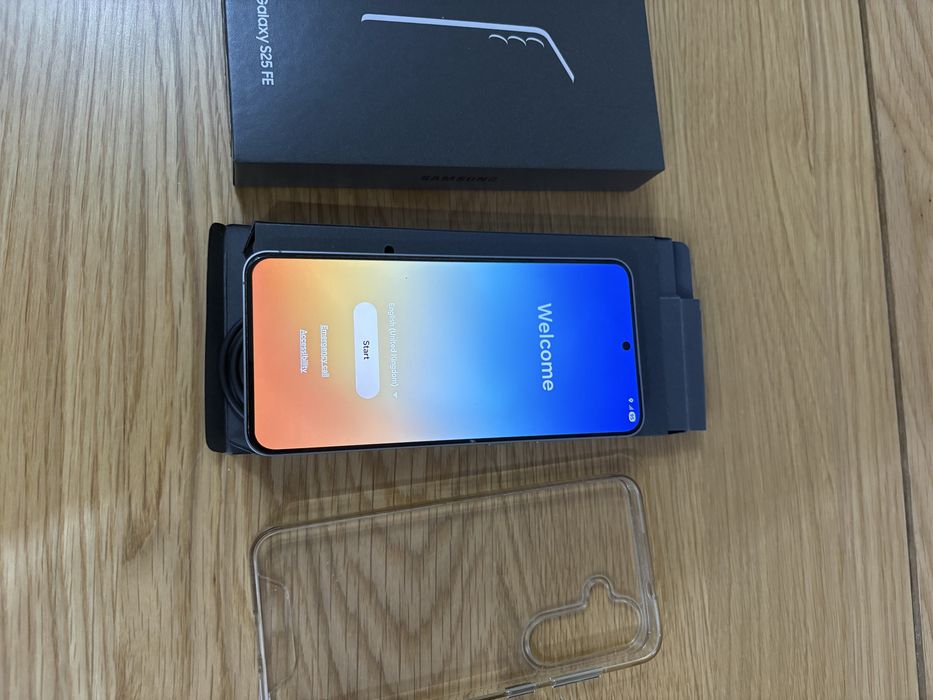 SAMSUNG galaxy s25fe