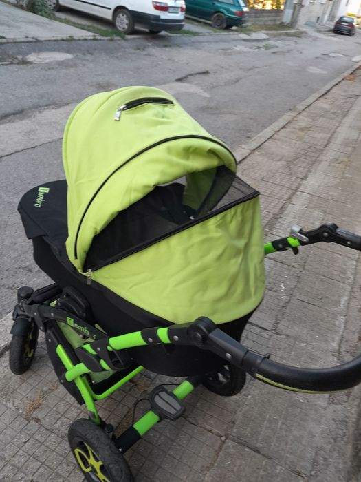 Бебешка количка Tutek