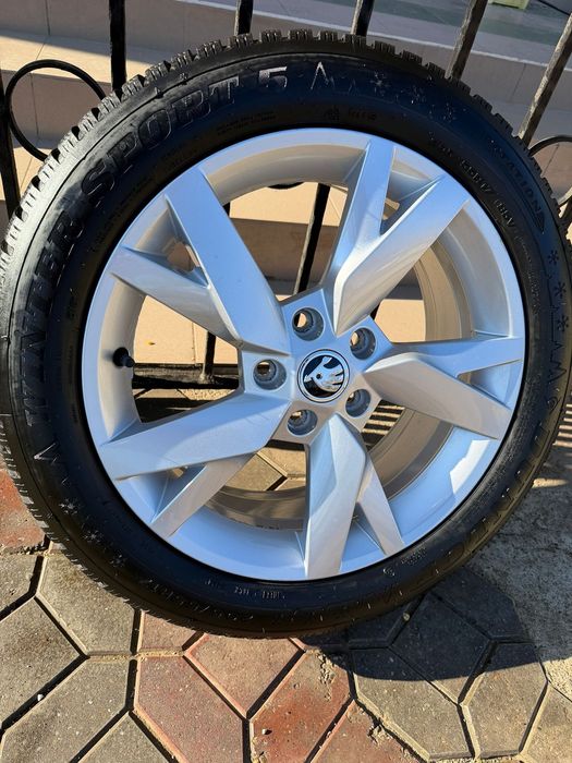 Jante Skoda Octavia originale+205.55.17 iarna Dunlop 2024