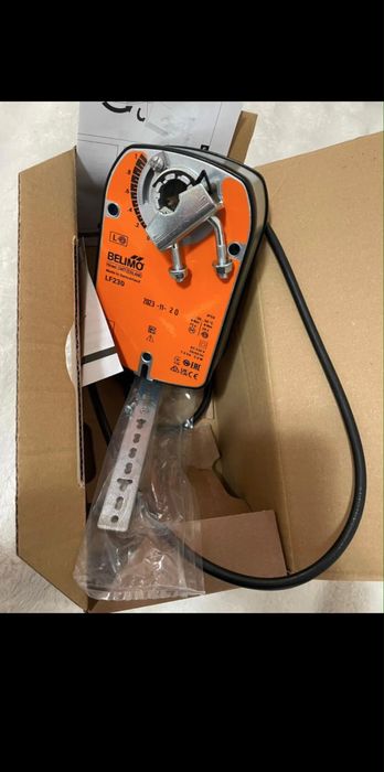 Servomotor clapetă Belimo LF230 – Nou în cutie