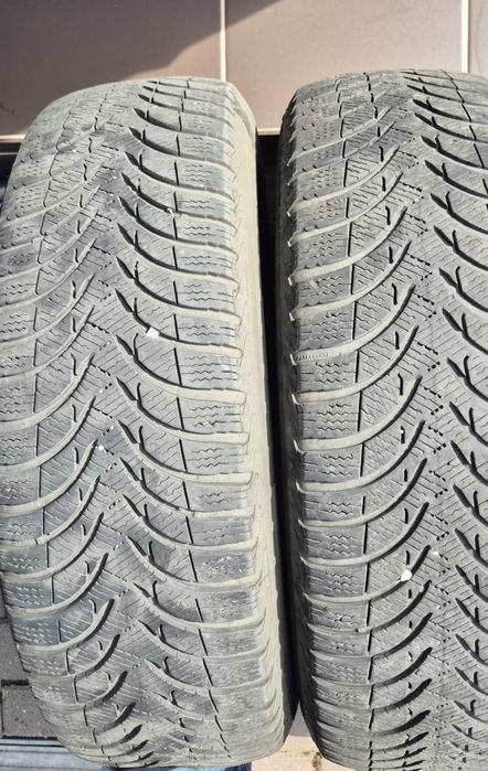 Vând anvelope de iarnă MICHELIN ALPIN  216/60 și jante de otel R17