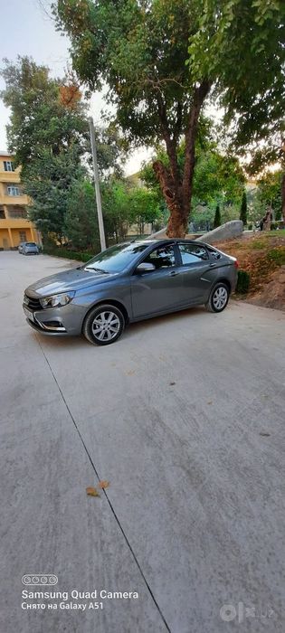 Продаётся Lada Vesta (комплектация Lux)
