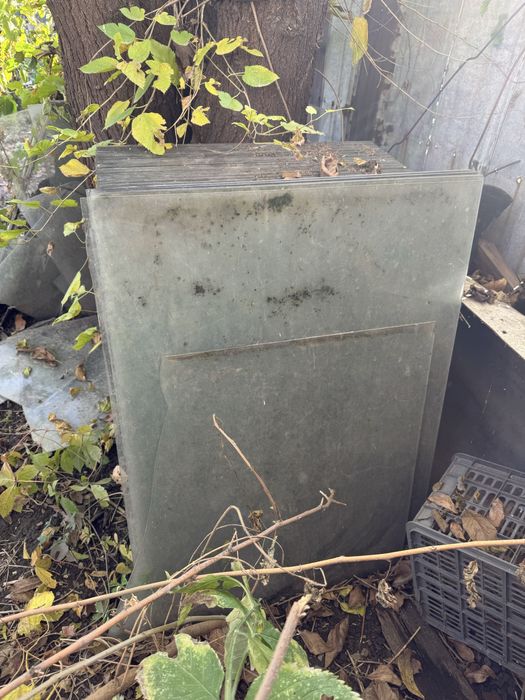 Оконные стекла.