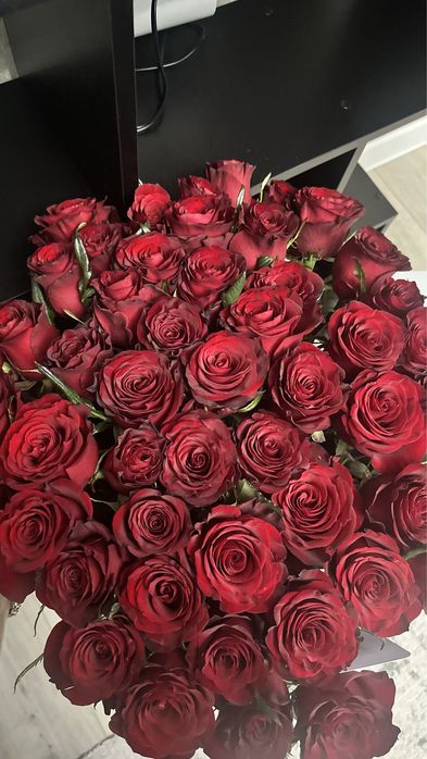 Цветы (розы) 51штука