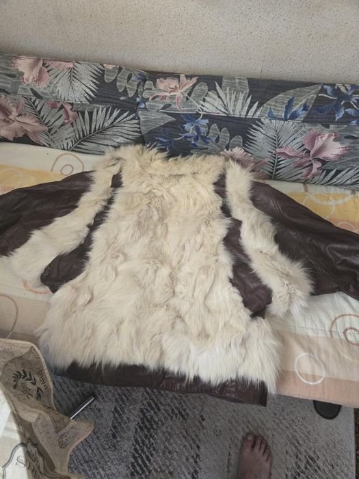 Дамско кожено яке