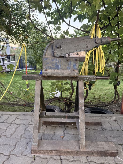 Vand Foarfeca cu Cremaliera